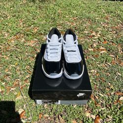 Jordan 11 Concord 