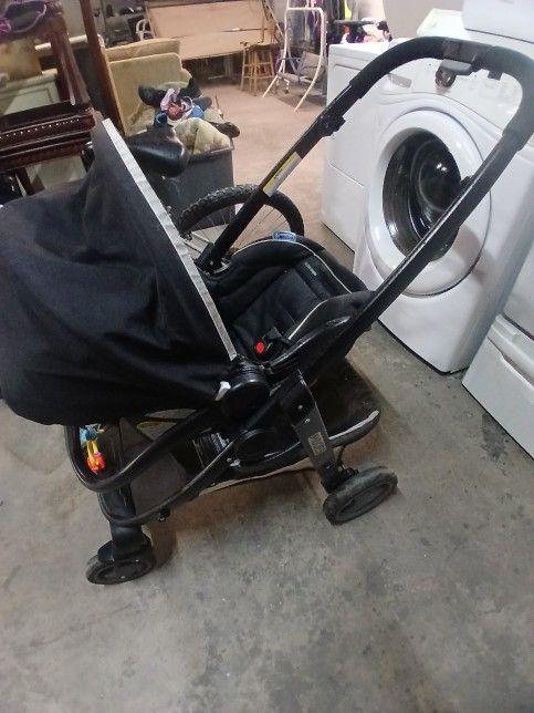 Baby Stroller with Detachable Carseat