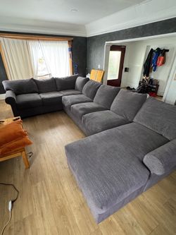 Huge super comfy grey sectional couch