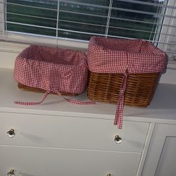 Set of 2 Pottery Been Kids Baskets With Liners