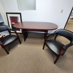 Small CONFERENCE TABLE 2 CHAIRS