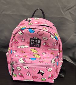 Mochila 🎒 de hello Kitty $20 Lynwood  Avariable