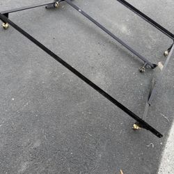 Instant Metal Frame.. Like New! 