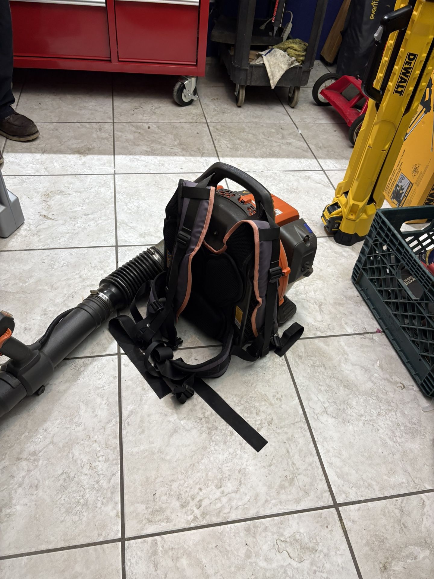 Husqvarna Leaf blower