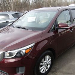 2016 KIA Sedona LX