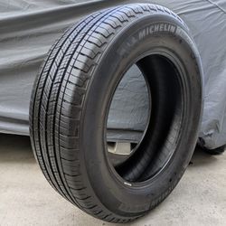 265/60/18 TIRE
