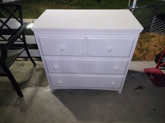 3 drawer dresser