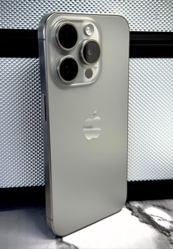iPhone 15 Pro Natural Titanium 128GB Unlocked
