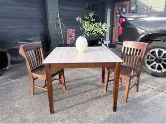 FREE dining table