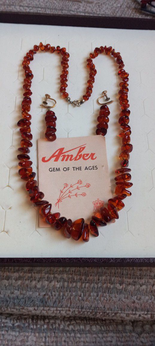 Vintage Genuine Amber Bead Beaded 24-in Necklace And Earrings