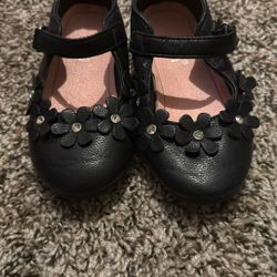 Girls Size 9 Dress Shoes 
