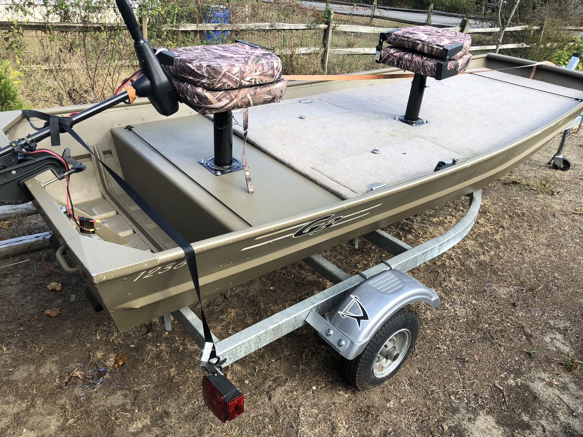 Fishing Boat 1236 G3 with trailer