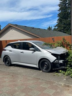 2023 Nissan Leaf