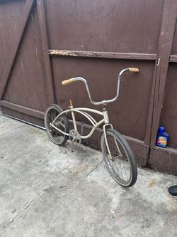Schwinn 20 inch light color