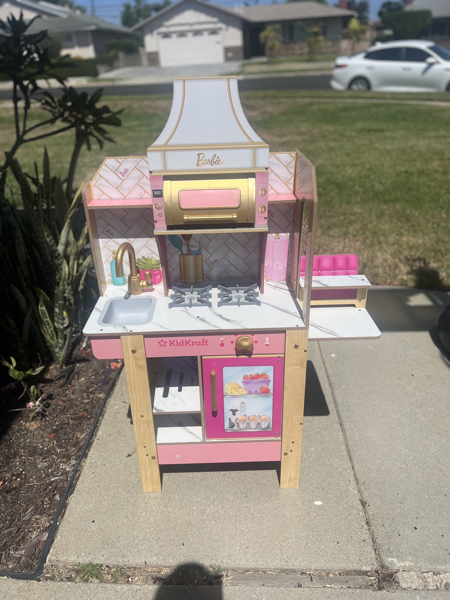 KidKraft Cook with Barbieâ„¢ Wooden Play Kitchen with Lights, Sounds, Water-Reveal Food