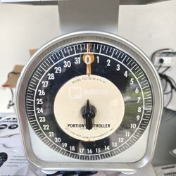 32 oz Scale