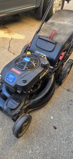 Lawnmower 7.25  Horse Power Self Propelled, Side Discharge,  With Bag ,  4 Cycle 