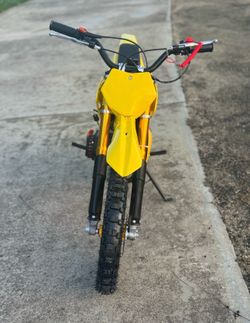 Mini Dirt Bike New Runs Great
