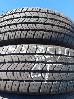 Vendo 2 Llantas Usadas 245 75 16 LT 98 devida