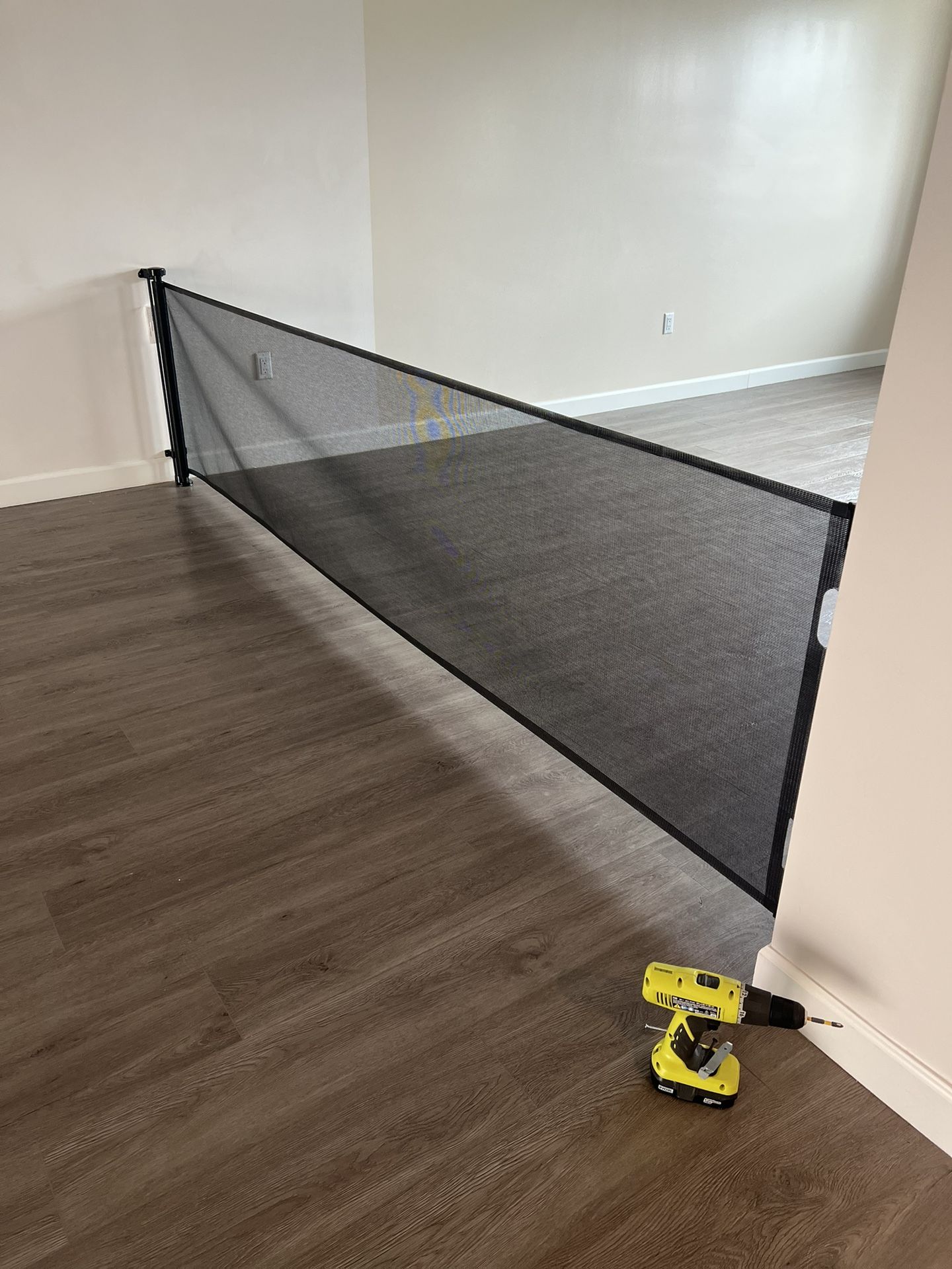 Extendable Dog Fence Gate