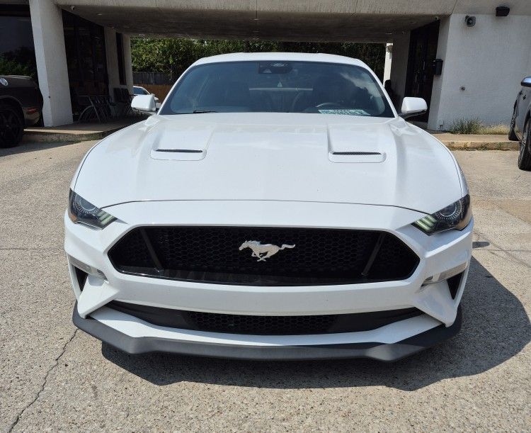 2022 Ford Mustang