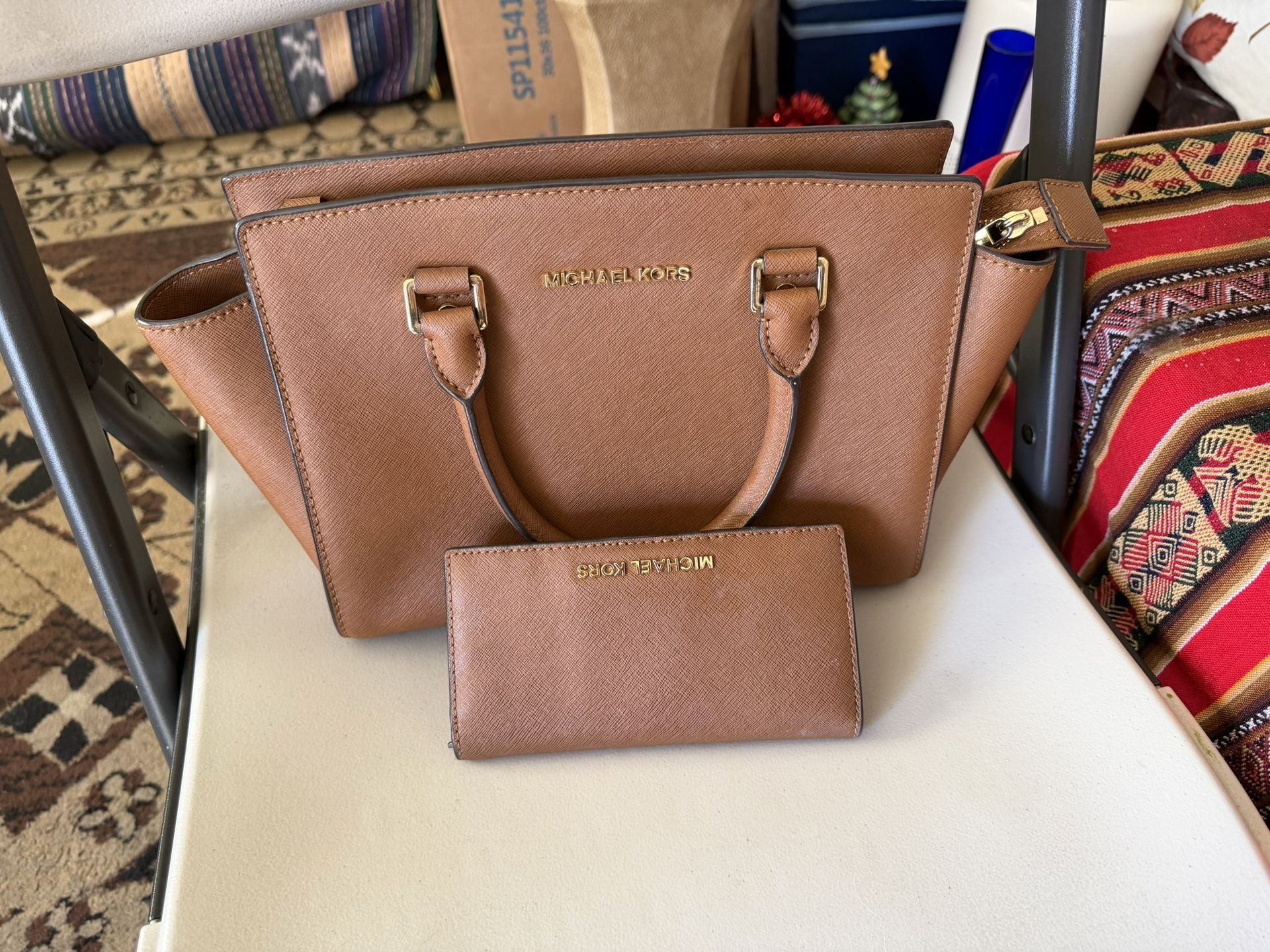 MK Purse In Excellent Condition With Wallet