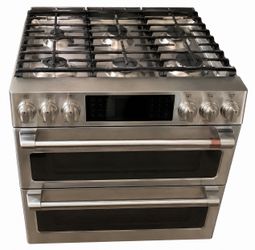 GE Café 30” Dual Fuel Double Oven Range – Model C2S950P2M2S1 – Excellent Condition