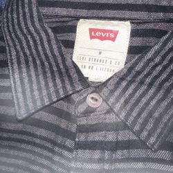 LEVIS BUTTON UP LONG SLEEVE