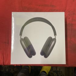 AirPods Max  BRANDNEW