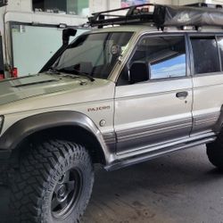 COVINA RADIO GUYS 🔊  🔊 🔊 Car Audio ✅️ Alarms ✅️ Window Tint ✅️ LED Lights ✅️ Troubleshooting ✅️ And Much More.  Sales And Installations 
Car Tint