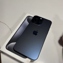 iPhone 15 Pro Max 256GB Unlocked 