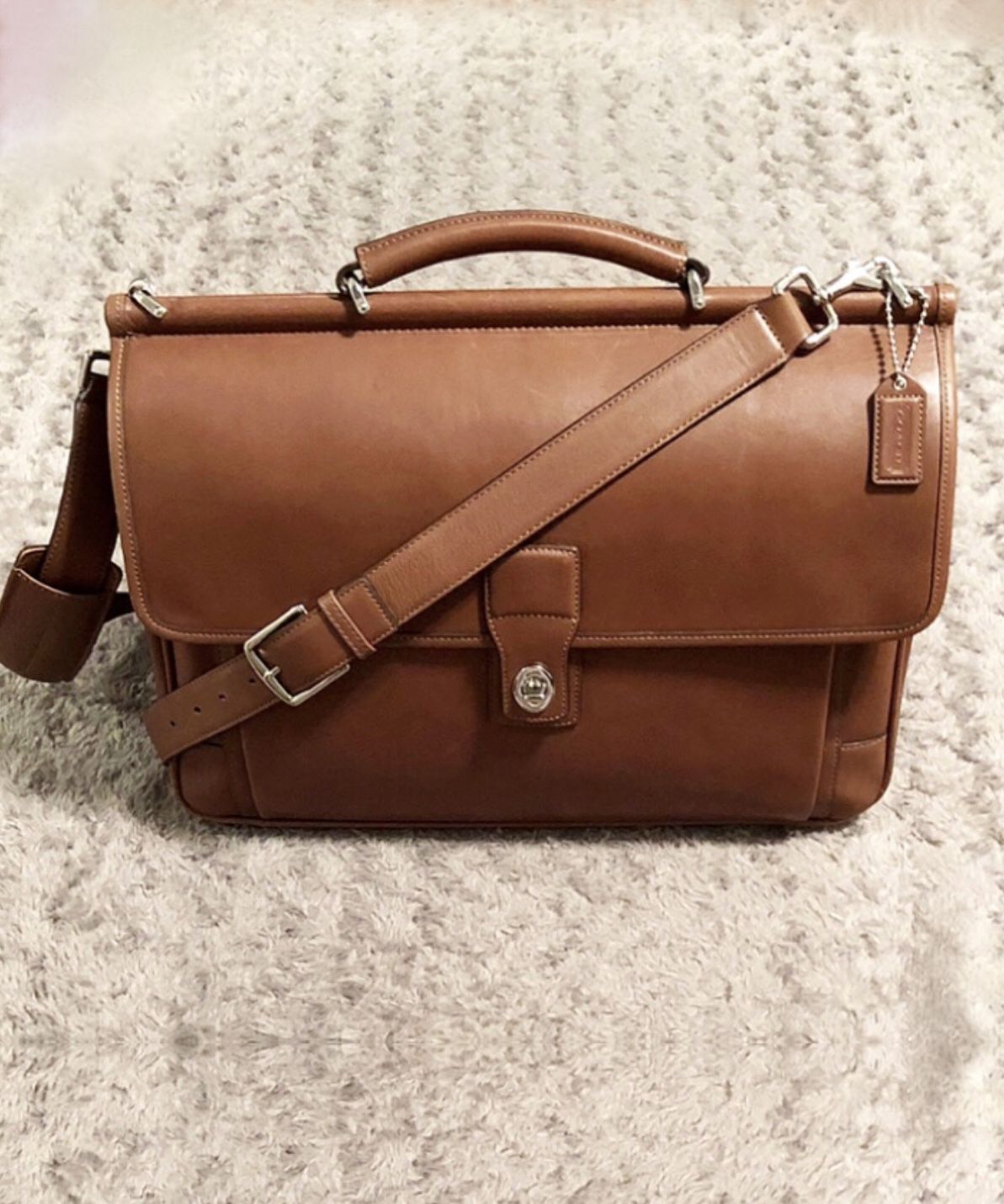 Men’s Coach Barclay briefcase paid $598 Like new!