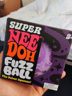 Super NeeDoh Fuzzball