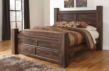 Beautiful rustic bed! Other bedroom suite pieces available