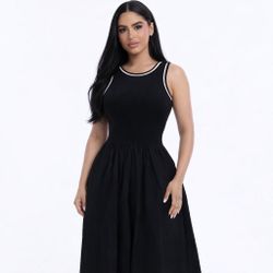 Maxi black dress (small)