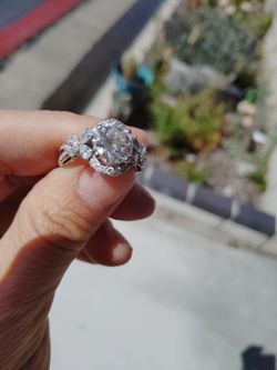 Gorgeous wedding band