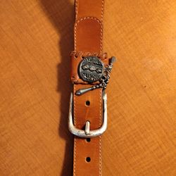 High Quality Made In USA Leather Belt With Italian Buckle 50" Tip To Tip 