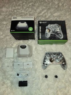 Xbox Series XIS Ghost Cipher Controller + 8BitDo Clear Charging Dock - Like New