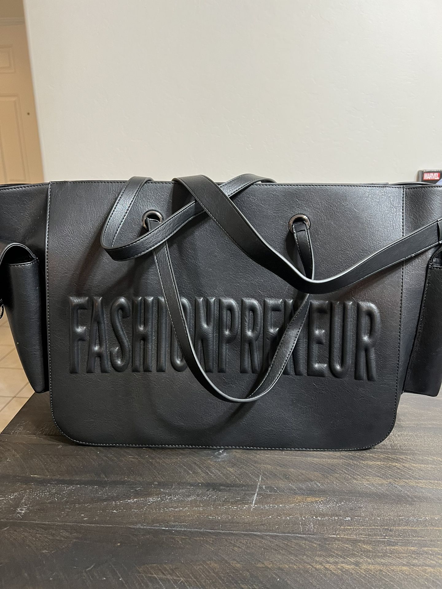 FASHIONPRENEUR EXTRA LARGE TOTE BAG