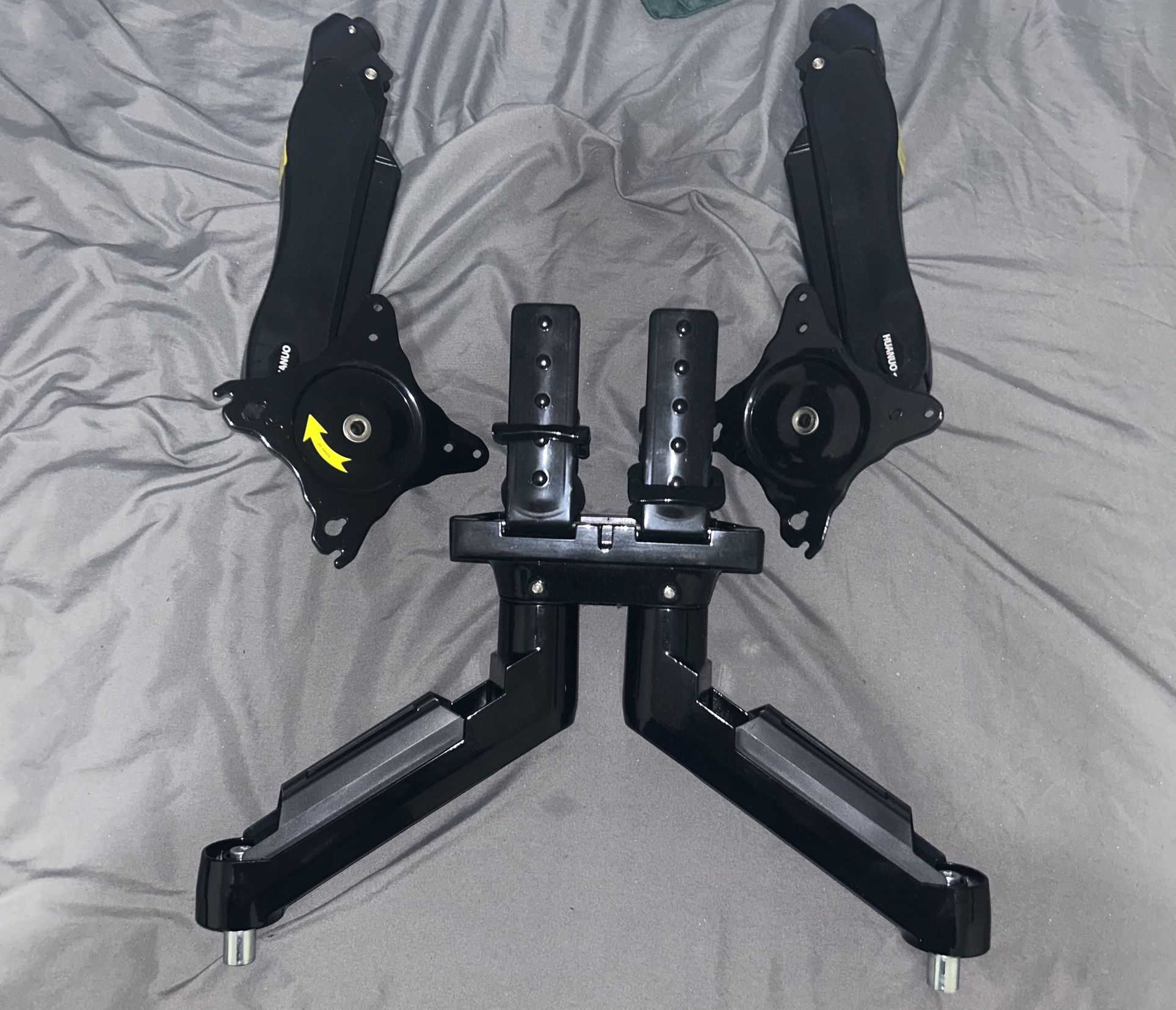 Dual Monitor Arm