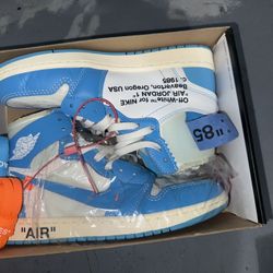 Off-White x Air Jordan 1 "UNC”