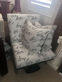 Ashley Oversized Decor Chair