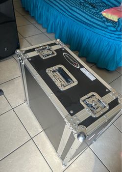 Odyssey cases 6 espacios