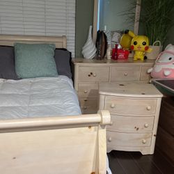 Bedroom Set