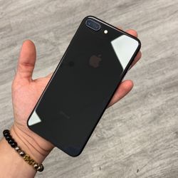 iPhone 8 Plus 