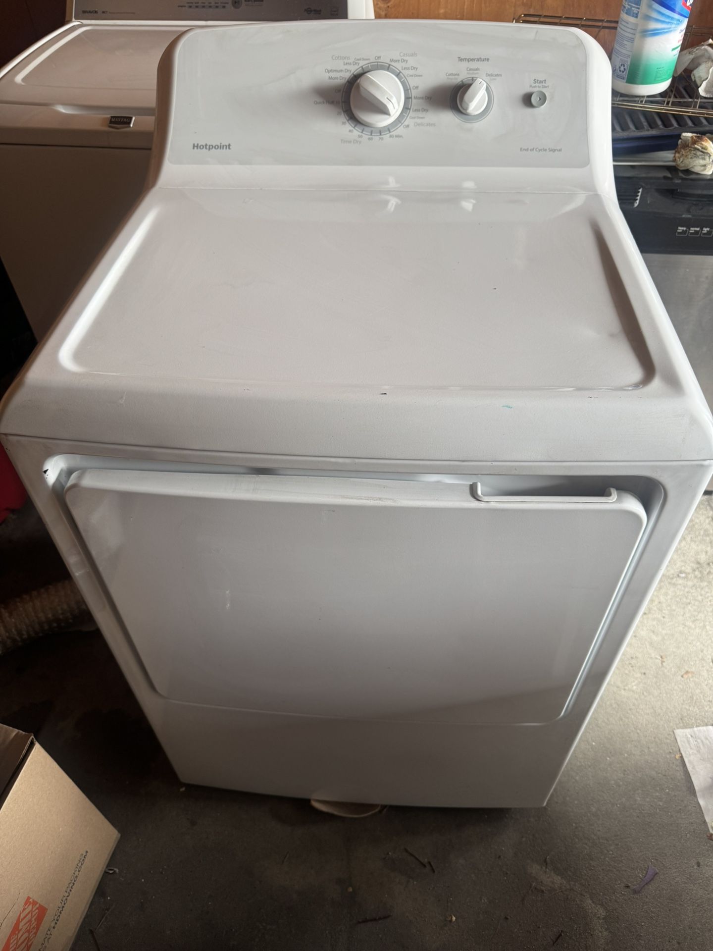GE Hotpoint 6.2 cu ft Electric Dryer