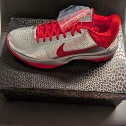 Caitlin Clark Nike Kobe 5 Protro 'Rookie of the Year'