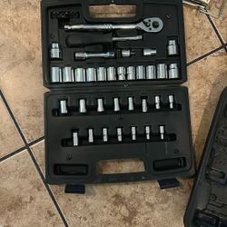10 Pc Socket  And Husky  1/4 In Set 