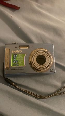 Sanyo VPC-T850 Digital Camera 8.1MP