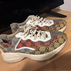 Gucci shoes
